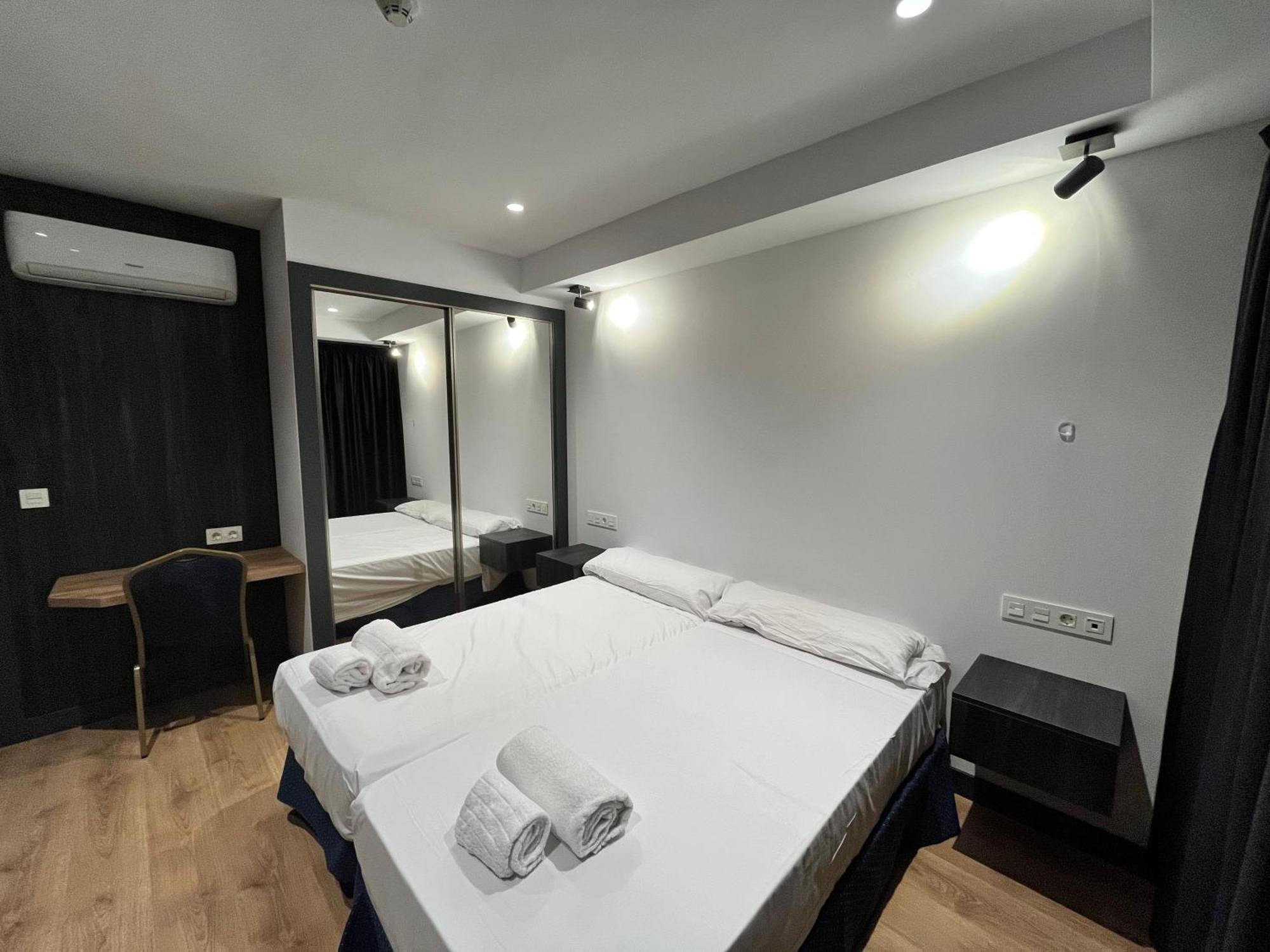 Villa Albero Torremolinos Bagian luar foto